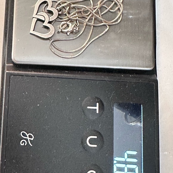 JAMES AVERY SMALL CUPID DOUBLE HEARTS CHARM ON NON AVERY CHAIN RETIRED 0710 P - Picture 6 of 12